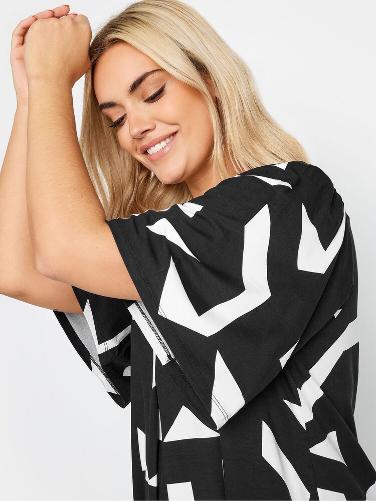 Yours Curve Black Abstract Print Angel Sleeve Top - Image 4 of 4