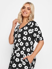 Yours Curve Black Short Sleeve Pleated Front Maxi Dress - Image 4 of 5