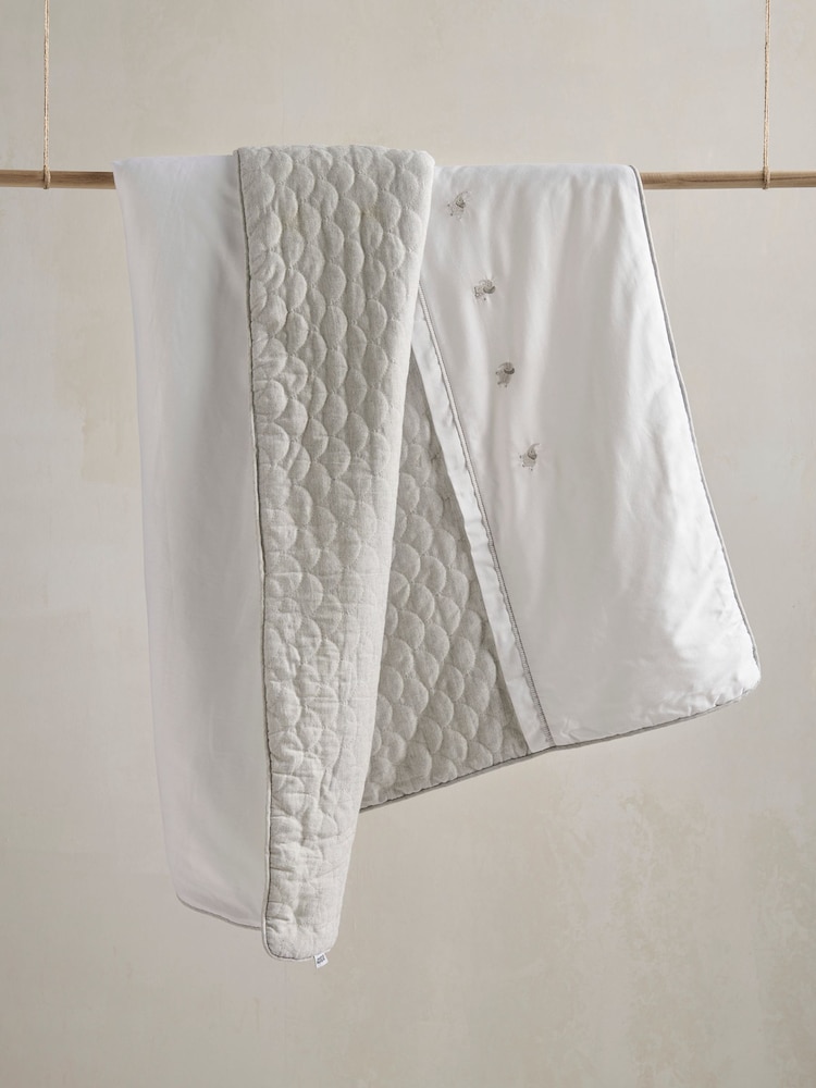 Mamas & Papas Grey Welcome To The World Cot Bed Quilt - Image 2 of 6
