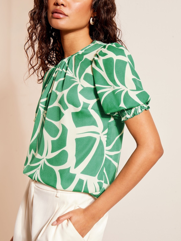 Friends Like These Green Round Neck Shirred Cuff Shorts Sleeve Top - Image 3 of 4