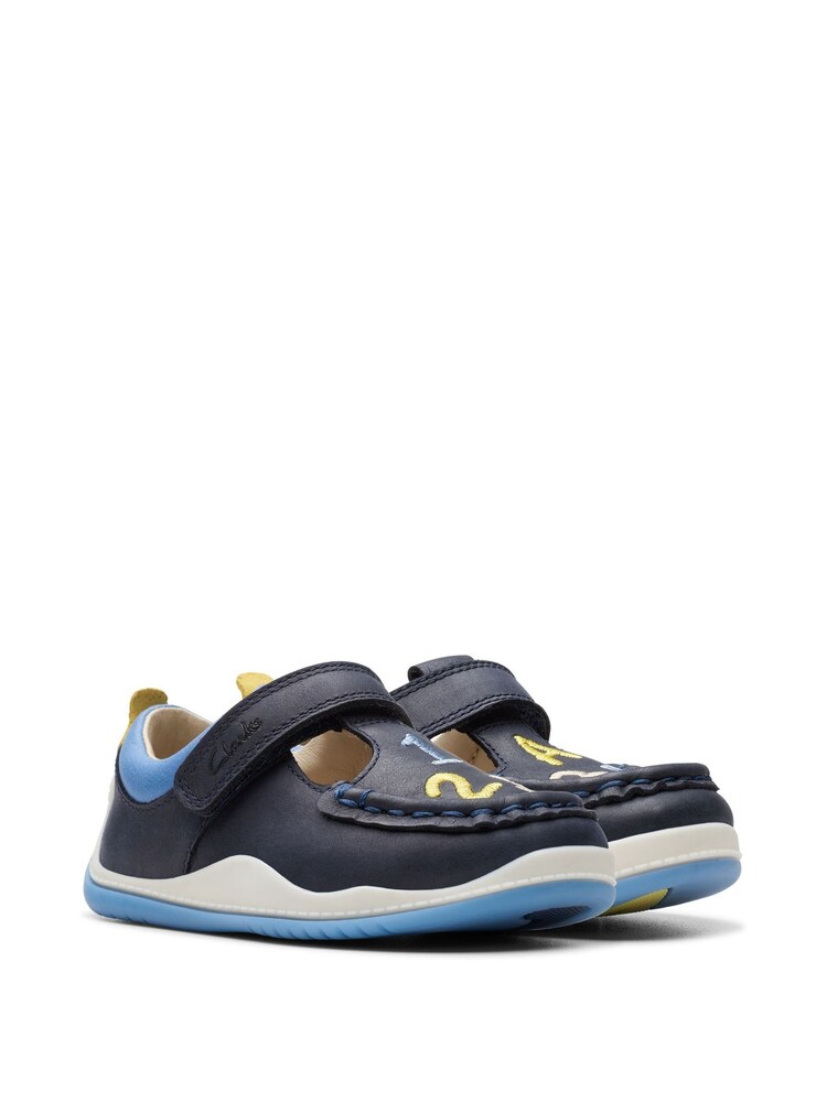 Clarks Navy Blue Wide Fit (G) Noodle Shine T Shoes - Image 4 of 8