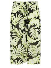 Yours Curve Black Green Leaf Print Culottes - Image 5 of 5