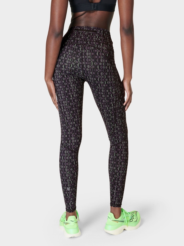 Sweaty Betty Black Circle Block Print Zero Gravity Leggings - Image 2 of 7