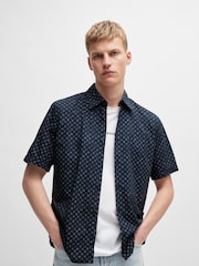 Синий - BOSS Regular Fit Short Sleeve 100% Cotton Printed Poplin Shirt - Изображение 1 из 6
