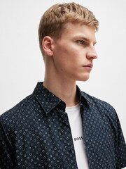 Синий - BOSS Regular Fit Short Sleeve 100% Cotton Printed Poplin Shirt - Изображение 5 из 6