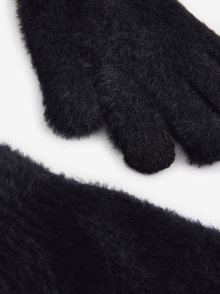 Black Fluffy Gloves (3-16yrs) - Image 3 of 3