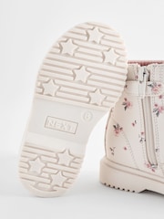 Neutral/Weiss - Stiefeletten mit Blumenmuster und Schnürung - Bild 4 von 6