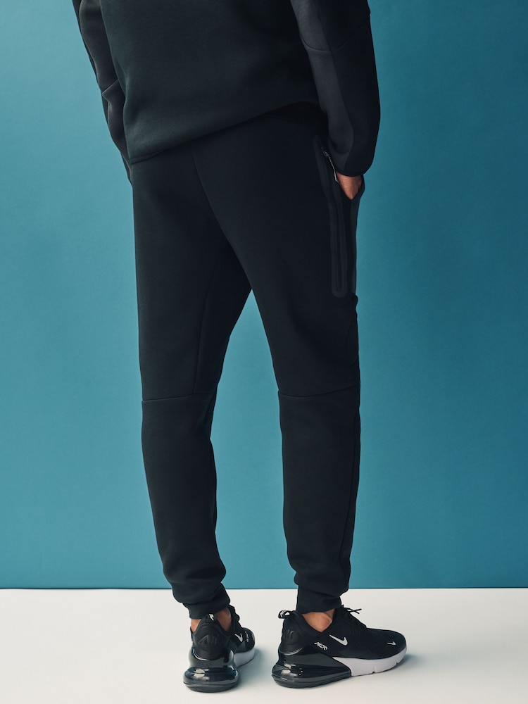 Nike Black/Green Tech Fleece Joggers - Image 3 of 7