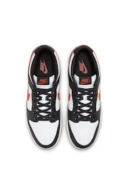 Nike Black/Red Dunk Low Trainers - Image 4 of 9