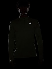 Nike Jade Horizon Repel Element Quarter Zip Running Top - Image 4 of 4