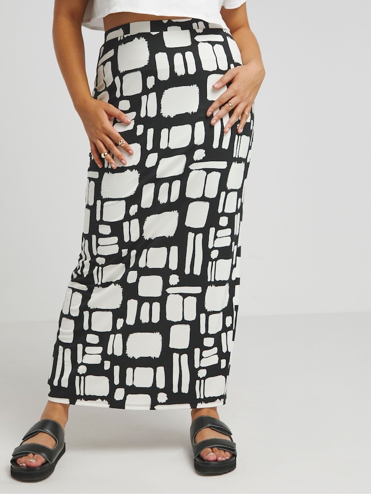 Simply Be Black Supersoft Maxi Skirt - Image 2 of 4 Simply Be Black Supersoft Maxi Skirt - Image 2 of 4