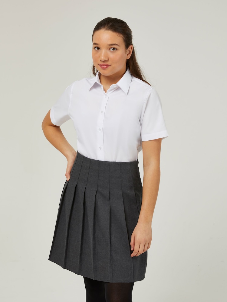 Trutex Weiße Kurzarm-Schulhemden in Regular Fit, 2er-Pack - Bild 1 von 7 Trutex Weiße Kurzarm-Schulhemden in Regular Fit, 2er-Pack - Bild 1 von 7