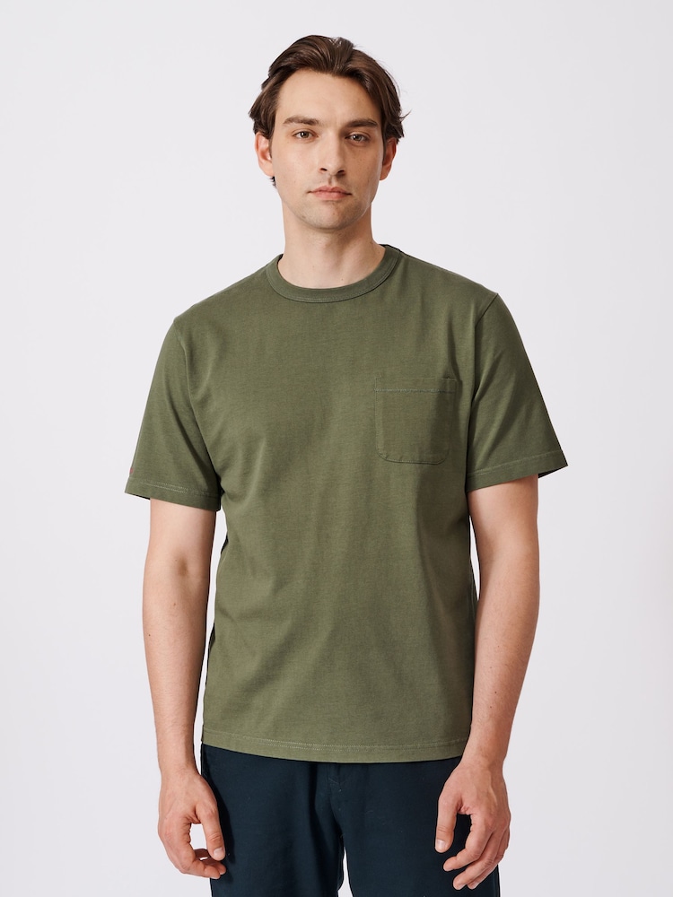 Khakigrün - Aubin Newburgh T-Shirt im Relaxed Fit - Bild 1 von 7