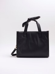 River Island Black Girls Bow Quilted Shopper Bag - Image 2 of 5