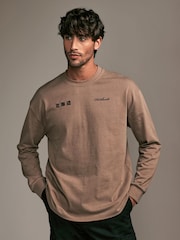 kameno siva - Relaxed Fit dolg rokav; z dolgimi rokavi Heavyweight Back potisk; vzorec Graphic 100% Cotton majica - Slika 3 iz 9
