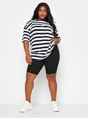 Yours Curve Black Mid Wash Bermuda Shorts - Image 2 of 4