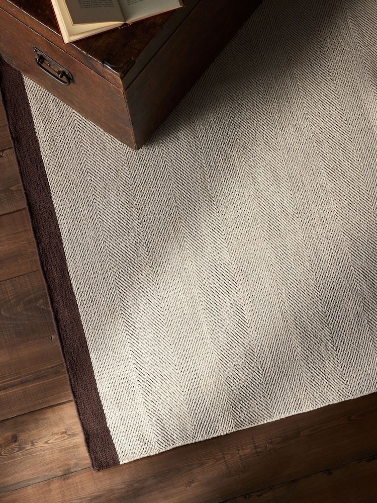 The Set Natural Cotton Woven Herringbone Plain Rug - Image 1 of 1 The Set Natural Cotton Woven Herringbone Plain Rug - Image 1 of 1
