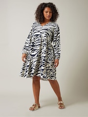 Evans Curve Tiered Zebra Print Dress - Bild 3 von 6