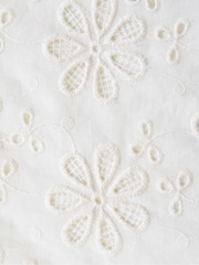 Haut Ro&Zo 100% coton brodé à ourlet festonné et dos nu - Image 4 of 7
