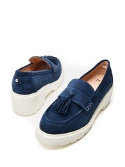 כחול  - Moda in Pelle Feyre Tassel Trim Wedge Loafers - Image 5 of 5