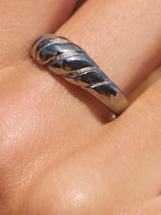Silver Tone Stainless Steel Chunky Twist Ring - Image 4 of 8