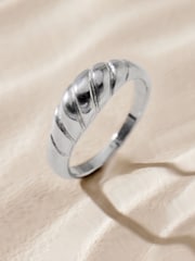 Silver Tone Stainless Steel Chunky Twist Ring - Image 7 of 8
