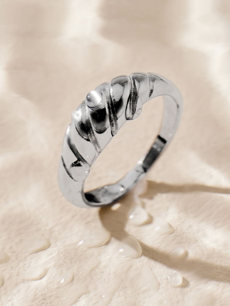 Silver Tone Stainless Steel Chunky Twist Ring - Image 8 of 8