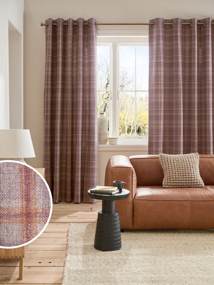 Cortinas com ilhós xadrez escovados - Imagem 2 de 4
