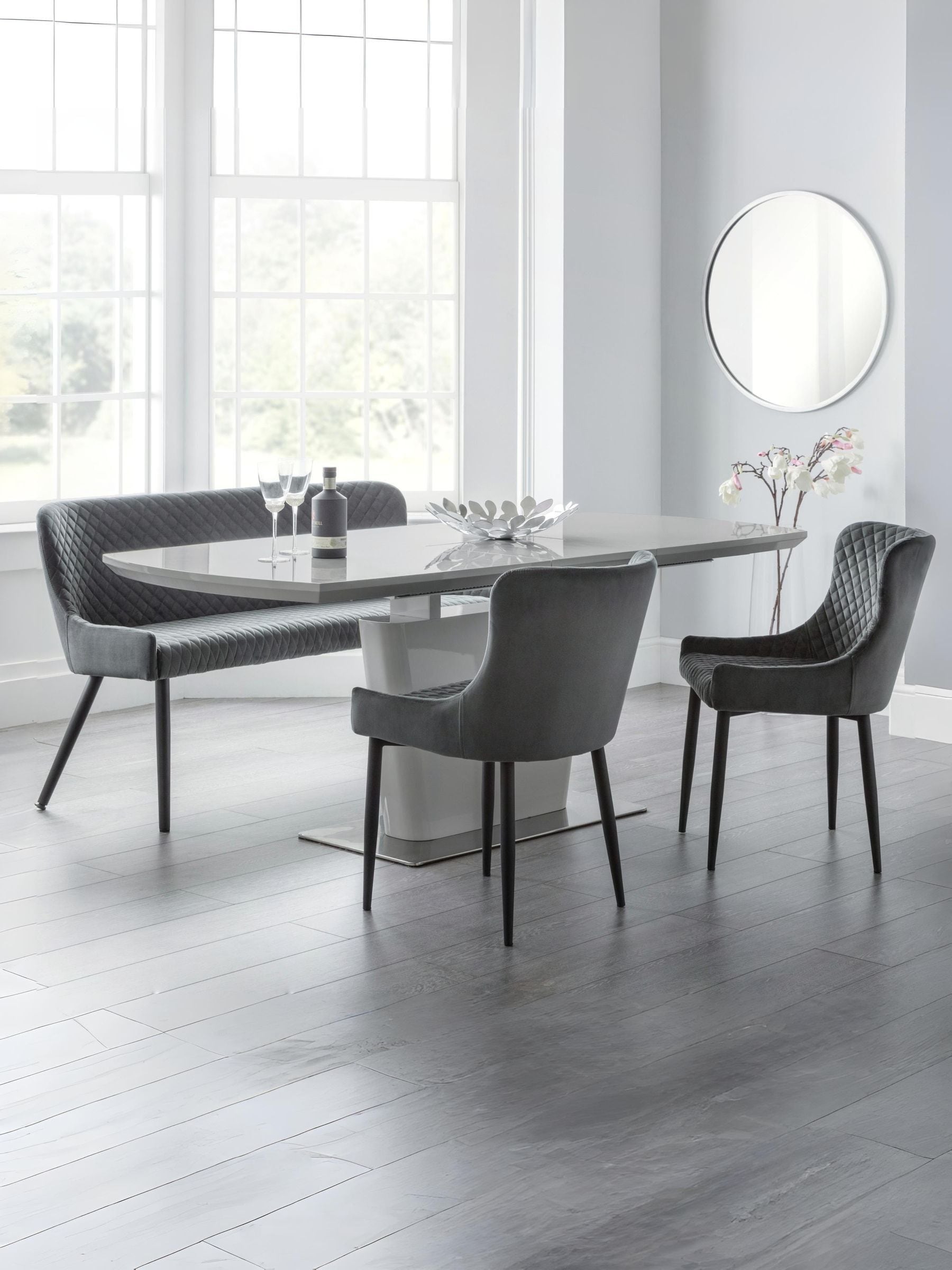 Julian Bowen Unisex Dusk Grey Como High Gloss Extending Table - Image 1