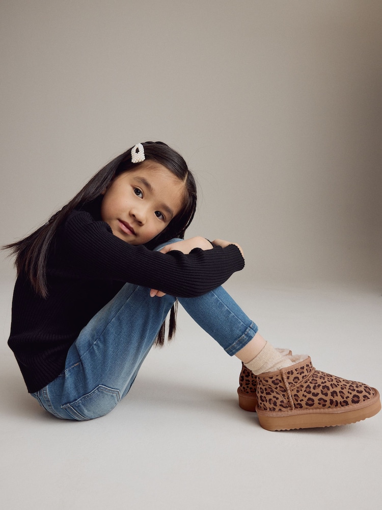 Animal Print - Flatform Mini Warm Lined Water Repellent Suede Pull-On Boots - Bild 2 von 8 Animal Print - Flatform Mini Warm Lined Water Repellent Suede Pull-On Boots - Bild 2 von 8