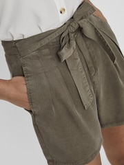 VERO MODA Grey Tie Waist Tencel Shorts - Image 2 of 5