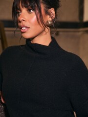 Black 100% Cashmere Premium Seam Detail Rolled Edge Knitted Jumper - Image 2 of 6