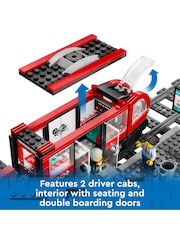 Lego City Downtown Tram and Station Toy Set 60423 - Imagen 4 de 8
