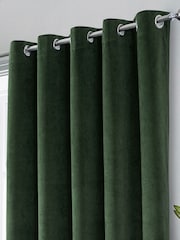 Enhanced Living Green Thermal Blackout Hampton Readymade Curtains - Image 3 of 4
