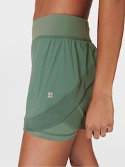 Sweaty Betty Cool Forest Green Tempo Run Shorts - Image 5 of 9