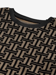 Black/Gold Geo Pattern Texture Relaxed T-Shirt - Image 7 of 7