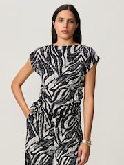 Black/White Zebra Print Textured Ruched Side Short Sleeve Top - Image 1 of 7