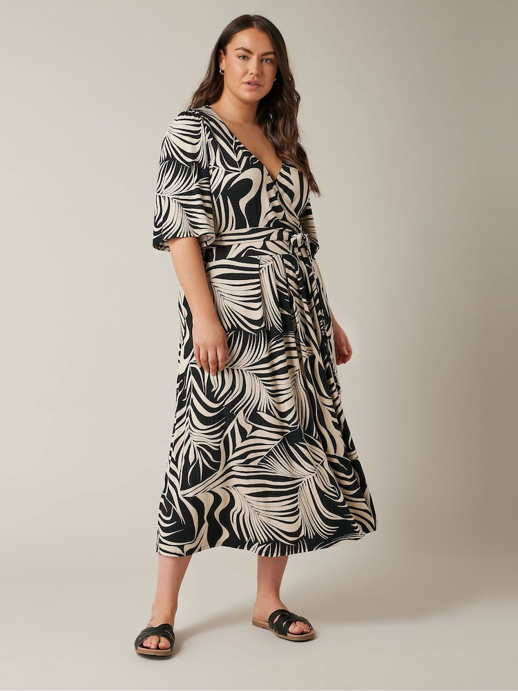 EVANS Curve Black Palm Print Wrap Midi Dress - Image 2 of 5