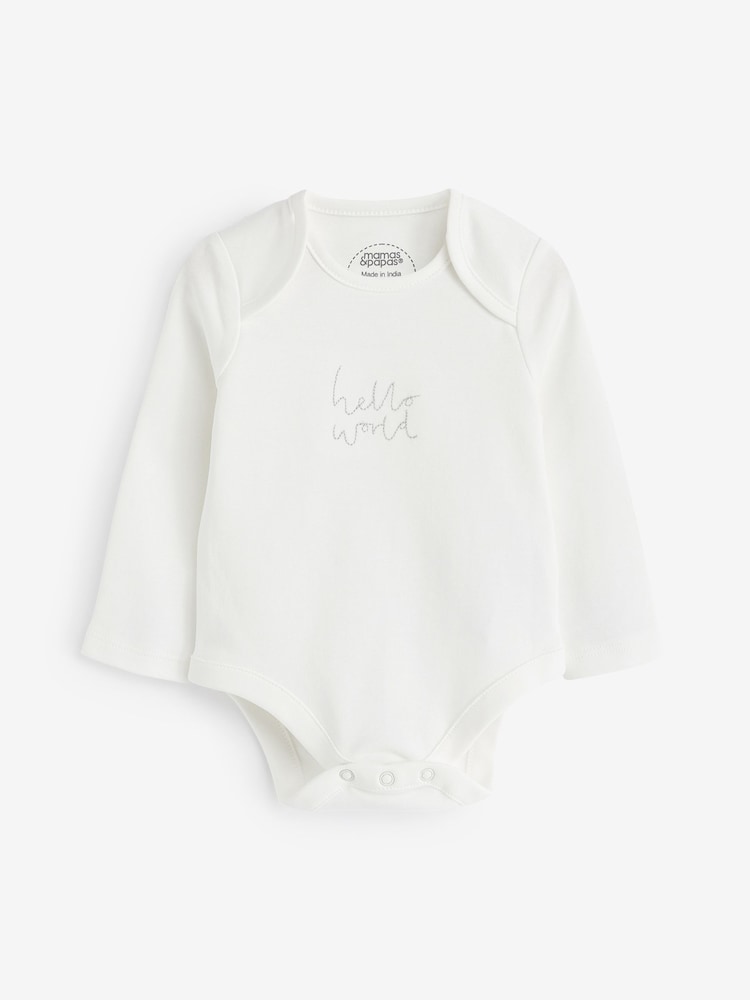 Conjunto de 3 piezas de bodi blanco de algodón 100 % con diseños "My First Outfit", "Welcome To The World" de Mamas & Papas - Imagen 2 de 4