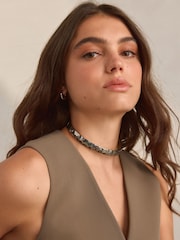 لون فضي - Spring Choker Necklace Made With Recycled Zinc - صورة 3 من 5