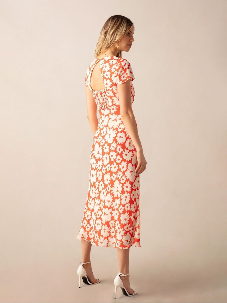 Ro&Zo Red Petite Daisy Print Sweetheart Neckline Midi Dress - Image 2 of 5