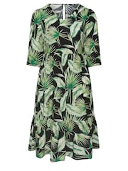 Evans Curve Green Palm Print Tiered Midi Dress - Image 5 of 5