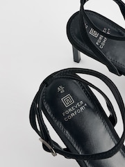 أسود - صنادل بسيطة من Forever Comfort® - صورة 5 من 5