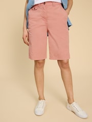 White Stuff Hayley Chino-Shorts aus Biomaterial - Bild 1 von 6