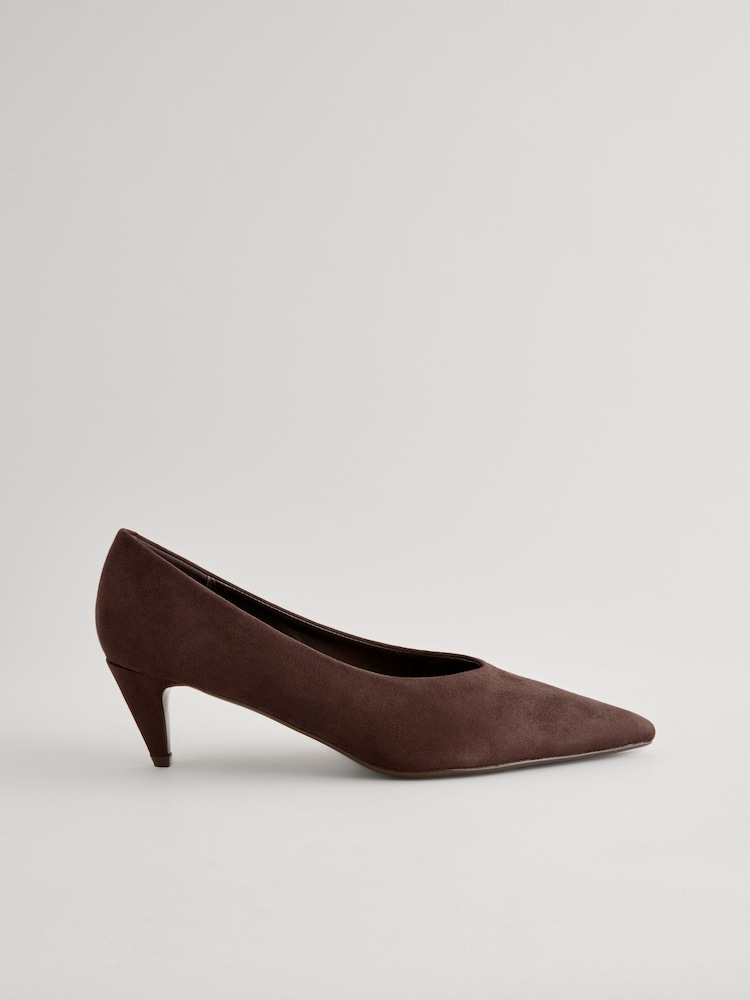 Chocolate Brown Forever Comfort® Point Toe Peg Kitten Heels - Image 4 of 7
