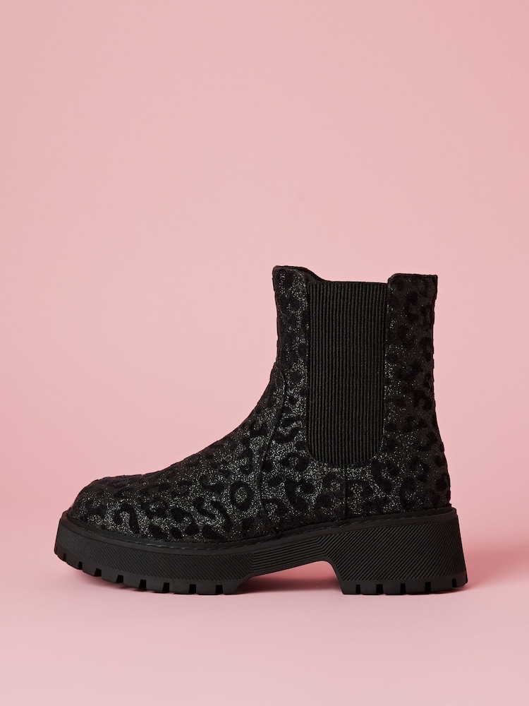 Lipsy Leopard Chunky Ankle Chelsea Boot - Image 4 de 4