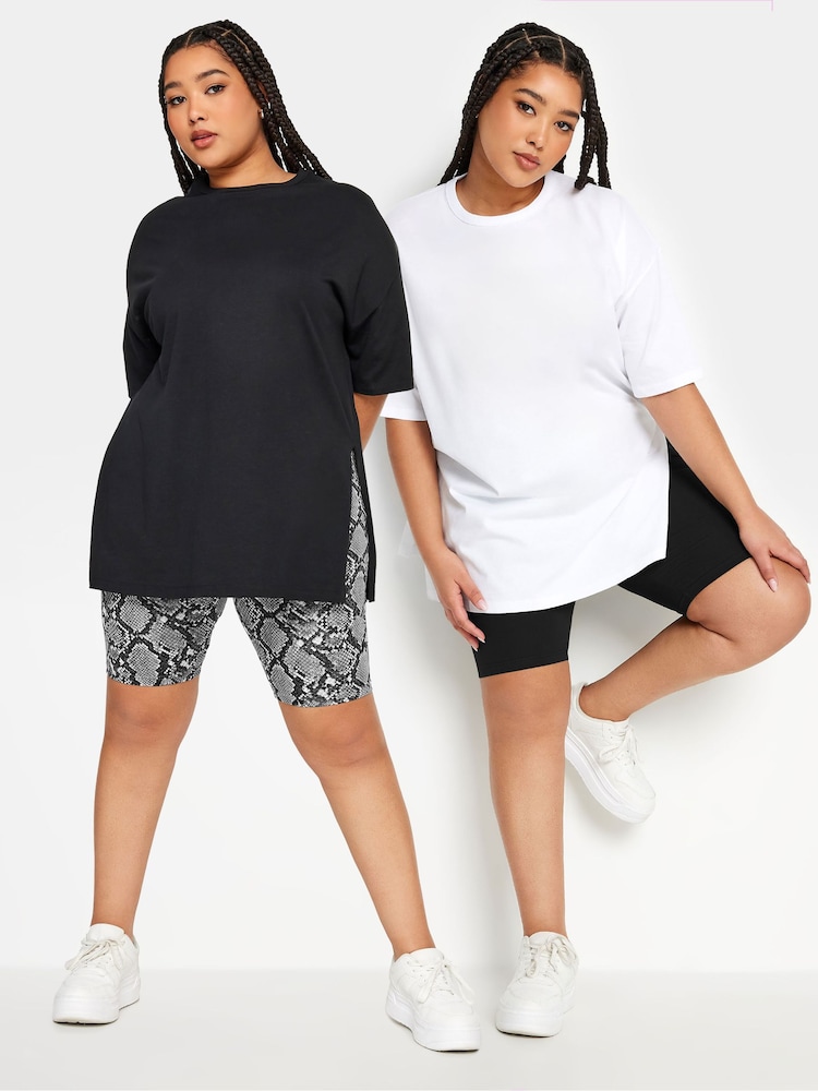 Yours Curve – 2er-Pack schwarze Radlershorts mit Schlangenmuster - Bild 1 von 5 Yours Curve – 2er-Pack schwarze Radlershorts mit Schlangenmuster - Bild 1 von 5