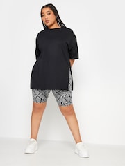 Yours Curve Grey 2 PACK Black Snake Print Cycling Shorts - Image 3 of 5