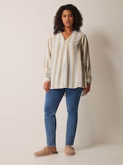 Natur - Evans Curve Bluse mit Kerbausschnitt - Bild 4 von 6