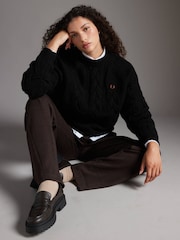 كنزة محبوكة بشكل ضفائر من Fred Perry - صورة 1 من 7